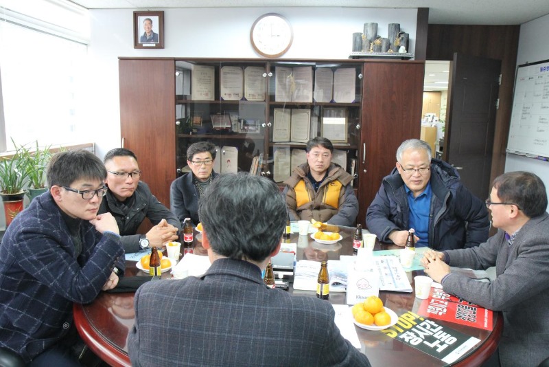 180104_우체국물류지원단전국노조연맹방문 (4).jpg