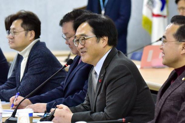 180116_한국노총-더불어민주당 (5).jpg